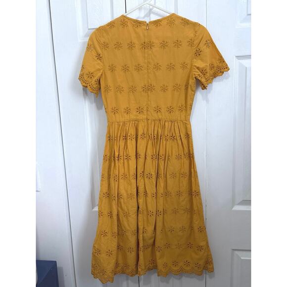 Madewell Mustard Yellow Eyelet Scalloped Dress, Size 0 - Picture 5 of 8